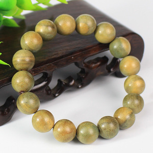 Bracelet en bois de santal vert 12 mm, perles bouddhistes, simple tour, poli à la main, unisexe, pour usage quotidien - Product Image 4