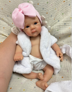Poupée Reborn Fille <span class=keywords><strong>LouLou</strong></span>/Bettie de 13 pouces, 100% Silicone Platine, Réaliste, Peinte à la Main, Jouet Doux Certifié CE pour Bébé - Product Image 6