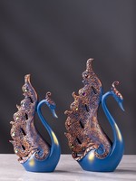 Figurine de cygne sculptée en résine, art populaire haut de gamme, pour la décoration de salon, cadeaux de déménagement
