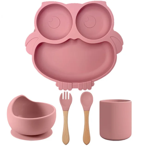 Plato de Silicona Antideslizante con Forma de Búho, Plato de Succión, Set de Alimentación Personalizado para Niños Pequeños, Incluye Biberón, Cuchara, Apto para Alimentos - Product Image 6