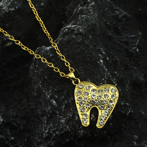Pendentif en cristal de dent humaine, collier de dentiste, plaqué argent/or, bijoux médicaux, cadeau pour médecin/infirmière - Product Image 5