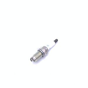 Bujías de Iridio PZFR6R 5758 101905626 para Audi A1 A3 VW Passat EOS Skoda - Product Image 3