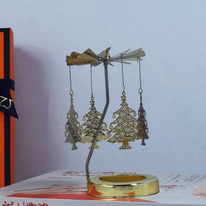 Venta al por mayor de fábrica, decoración de soporte de vela de boda múltiple de Metal dorado giratorio de Navidad creativa romántica - Product Image 5