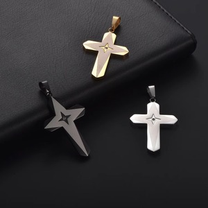 Collier Pendentif Croix Prière Classique Hip Hop en Acier Inoxydable, Bijou Amulette Chrétienne Religieuse avec Chaîne - Product Image 1