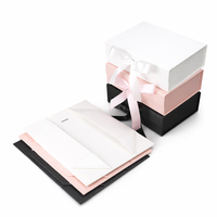 Boîte cadeau pliable en carton tricolore de luxe, très vendue, avec fermeture magnétique