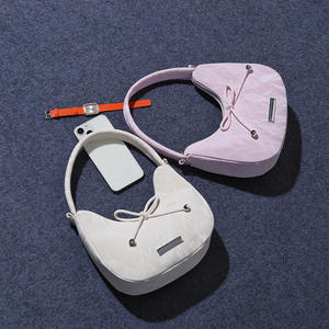 กระเป๋าถือซิปสำหรับผู้หญิง รุ่นใหม่ ฤดูใบไม้ผลิ/ฤดูร้อน  บุ PU  หูหิ้วเดี่ยว สะพายข้าง  ตกแต่งลายทาง  บุโพลีเอสเตอร์ PU - Product Image 1