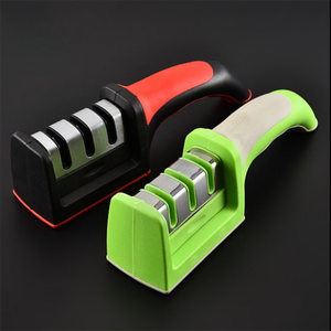 Affilacoltelli di Lusso Multifunzionale, Pietra per Affilare Manuale Antiscivolo, Utensile da Cucina per Affilare Coltelli e Forbici - Product Image 1