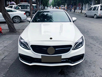 Kit carrosserie complet Quinn Benz W205 pour Classe C 2019-2021 : Pare-chocs avant, calandre, phares et feux arrière – Kit de mise à niveau universel à visser 100 % compatible