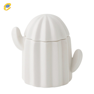 Nouvelle conception, écologique, durable, adorable, ensemble <span class=keywords><strong>de</strong></span> pots <span class=keywords><strong>de</strong></span> rangement en céramique en forme <span class=keywords><strong>de</strong></span> <span class=keywords><strong>cactus</strong></span>, lot <span class=keywords><strong>de</strong></span> 2 ou 3 avec couvercle et cuillère en bois pour la cuisine - Product Image 2