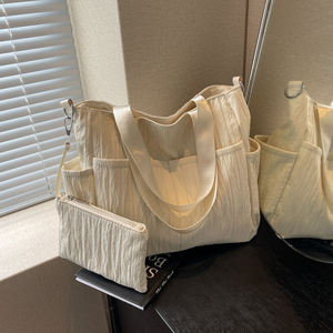 Customized high-quality reusable shopping <b>bag</b> with <b>large</b> capacity, luxurious travel style, and durability - Product Image 5