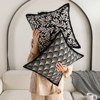 Housse de coussin carrée minimaliste moderne pour hôtel, noir et blanc, pour canapé, coussin décoratif de luxe léger