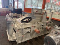 Concasseur à rouleaux hydraulique double 2PGY robuste, machine de fabrication de sable à partir de pierre de rivière pour agrégats de béton