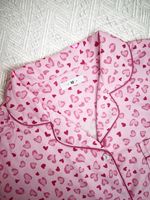 Setelan Piyama Wanita Bahan Satin Tenun Lengan Pendek Motif Hati Pinggang Elastis Kerah Turun Model Longgar Bernapas