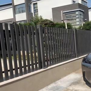 Rampe <span class=keywords><strong>de</strong></span> balcon en aluminium industriel et panneau <span class=keywords><strong>de</strong></span> clôture <span class=keywords><strong>de</strong></span> piscine en acier galvanisé, sécurité, clôture <span class=keywords><strong>de</strong></span> piscine et treillis pour la sécurité - Product Image 5