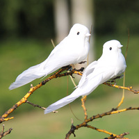 Petites colombes artificielles blanches à plumes, attachées aux branches, 12 cm, en fausse fourrure, oiseaux décoratifs de style pastoral pour la vente en gros