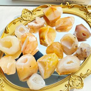 Vente en gros de cristaux de guérison en agate géode de style bohème naturel de haute qualité, forme libre, décoration d'intérieur, CRYSTAL HOLA poli - Product Image 4