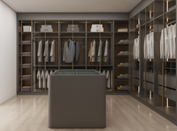 Système de dressing en bois plaqué de luxe avec portes vitrées et aménagement personnalisé disponible pour les maisons haut de gamme, les villas et les suites d'hôtel