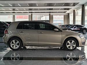 Volkswagen <span class=keywords><strong>Golf</strong></span> 230 <span class=keywords><strong>TSI</strong></span> <span class=keywords><strong>GT</strong></span> Edition 2016, <span class=keywords><strong>5</strong></span> portes, automatique, DSG, transmission intégrale, pneus R18, sièges en tissu, caméra de recul, voitures d'occasion à vendre - Product Image 5