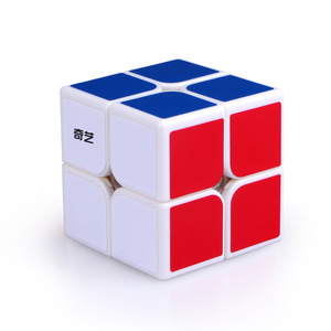 Qiyi Qidi W 2x2 Rubik's Cube, jouet éducatif noir pour débutants, jeu de puzzle stimulant le cerveau pour enfants et jeunes - Product Image 2