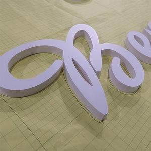 مخصص رخيصة في الهواء الطلق الليزر قطع 3D الأبجدية لافتات ألواح الفلين رسمت استقبال الزخرفية البلاستيك Pvc علامات إلكتروني - Product Image 6