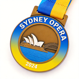 Médaille Souvenir Personnalisée Éco-responsable Opéra de Sydney & Kangourou, Métal Gravé au Laser 3D, Icône Australienne, Médaille Commémorative - Product Image 2