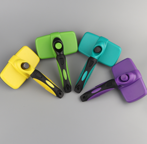 La spazzola autopulente Slicker rimuove delicatamente il sottostrato sciolto, i tappetini e i peli aggrovigliati che il tuo cane o gatto adorerà essere pennello - Product Image 5