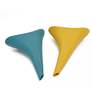 Dispositif d'urination féminin en silicone Urinoir portable <span class=keywords><strong>pour</strong></span> femmes <span class=keywords><strong>debout</strong></span> <span class=keywords><strong>pour</strong></span> <span class=keywords><strong>faire</strong></span> <span class=keywords><strong>pipi</strong></span> Entonnoir réutilisable <span class=keywords><strong>pour</strong></span> femmes - Product Image 6