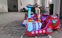 Vente directe d'usine divertissement en plein air parc d'attractions intérieur enfants 4 places mini train style britannique monter sur le train pour les enfants