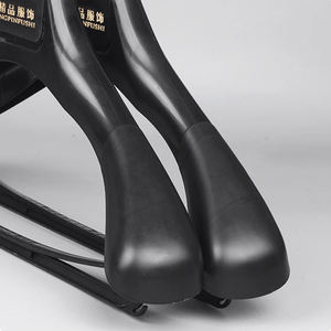 <span class=keywords><strong>Grucce</strong></span> in Plastica PP Nera Economiche con Spalle Allargate <span class=keywords><strong>per</strong></span> <span class=keywords><strong>Abiti</strong></span>, Camicie, Giacche e Vestiti - Product Image 6