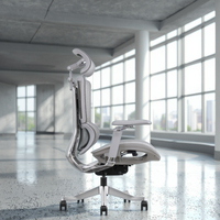 Chaise de bureau exécutive moderne hautement réglable en maille, ergonomique, avec base pivotante en métal et aluminium, roulettes en PA/PU, inclinaison à 4 positions
