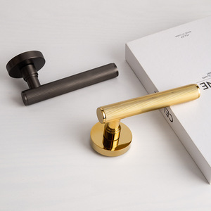Mei Hong Copper Lever Door Lock For Wooden Doors 30-55mm Thickness With Regular Key Smooth Operation - Product Image 2