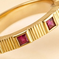 Cincin Perak Sterling 925 Berlapis Emas 14K dengan Zirkon Pink Persegi Model Fluted Band Setting Flush untuk Wanita Pernikahan