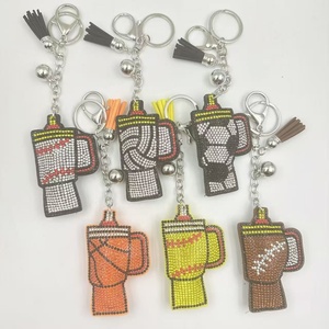 Nouvel Arrivage Pendentif de Sac en Strass Colorés, Accessoire de Mode pour Sac, Porte-clés et Breloque de Sac à Pompon Thème Sportif (Baseball, Football) - Product Image 1