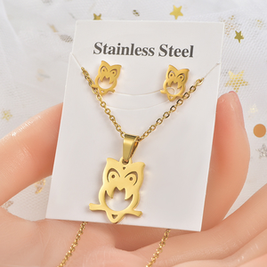 Kingcome - Juego de Joyería de Acero Inoxidable para Mujer, Collar con Colgante y Aretes de Oro de 18 Quilates, Precio Económico al por Mayor - Product Image 3