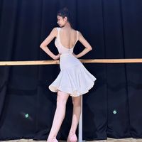 Nouvelle robe latine blanche Premium licou salle de bal Tango Salsa robe de danse Costume de danse avec short pour les femmes