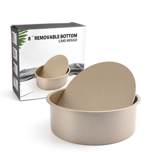 Moule à gâteau rond antiadhésif plaqué or de 8 pouces avec fond amovible - Product Image 1