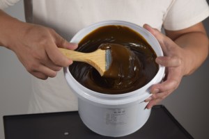 Pâte de <span class=keywords><strong>vaseline</strong></span> brune anti-corrosion ISIEP pour pipelines, origine Jiangsu - Product Image 3