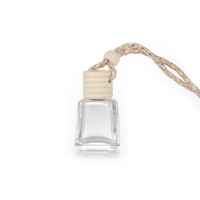 Vente en gros flacons de parfum vides en forme de losange pour diffuseur de voiture suspendu avec bouchon en bois 5-10ml