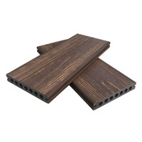 Planches de terrasse en WPC creuses résistantes aux intempéries pour applications extérieures