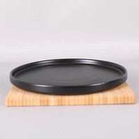 Schwarzer Keramikteller im Westlichen Stil Minimalistisches Mattes Finish Mikrowellengeeignetes Geschirr-Set Eleganter Salatteller für Restaurants