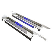 HY Hyundai Custin 1-2 Décoration Intérieure : Plaque de Protection de Marchepied LED en Alliage d'Aluminium pour Porte Coulissante Arrière, Éclairage de Bienvenue