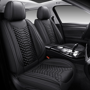 Vente Flash Exclusive Transfrontalière : Housse de Siège Auto OLIVER Universelle Quatre Saisons, Coussin Complet Cinq Places Entièrement en Cuir - Product Image 2