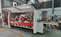 Machine à bois HOLZH pour le travail du bois massif et du MDF, 6 têtes de fraisage, 4 faces à planer