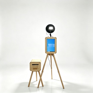 Support trépied pliable et stable en bois pour photomaton, kiosque selfie à écran tactile pour prise de vue en temps réel, idéal pour mariages et fêtes en intérieur et en extérieur - Product Image 5