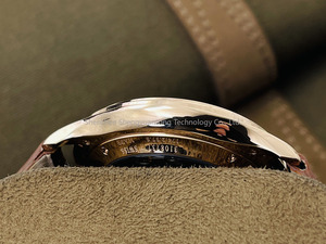 Reloj de Cuarzo para Hombre de Negocios, con Logotipo Personalizado, Marca Privada, Caja de Acero y Cuero Genuino, con Zafiro Único - Product Image 6