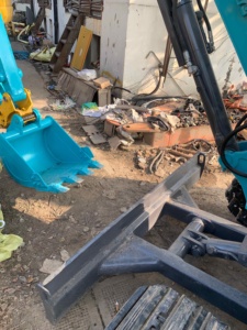 Excavadora U35 2023 Usada con Pocas Horas de Trabajo, Motor de 3.5 Toneladas, Capacidad de Cucharón de 0.2m, Componentes Hidráulicos KYB para Construcción - Product Image 5