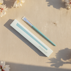 Pinceau éventail en poils synthétiques Yoly avec manche injecté pour le maquillage <span class=keywords><strong>du</strong></span> <span class=keywords><strong>visage</strong></span> - Utilisation quotidienne - Product Image 2