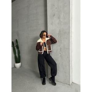 เสื้อโค้ทขนสัตว์ลายเสือดาวแบบขายส่ง ตัวยาว กระดุมแถวเดียว สไตล์วินเทจ กันน้ำ ขนกระต่ายมิงค์ย้อมสี ทอแบบพิเศษ - Product Image 5