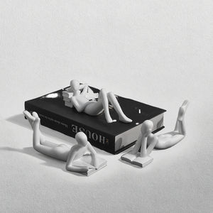 Pyramide abstraite moderne et simple en résine écologique, peinte à la main, thème féerique, anime, Halloween, Noël, personnalisable pour salon - Product Image 3