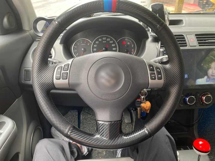 Real Carbon Fiber Steering Wheel for Suzu Dmax 2012-2016 Mu-X MUX Custom Car Steering Wheel